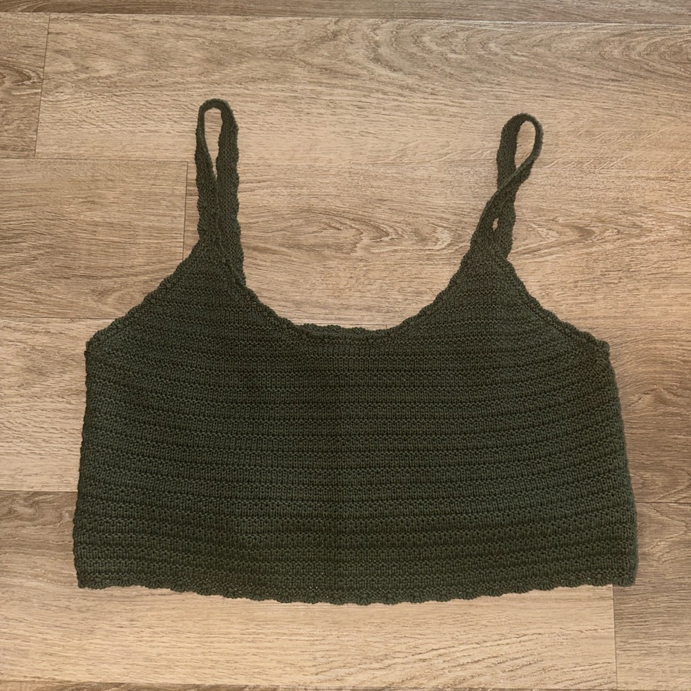 Aerie crochet crop tank size large